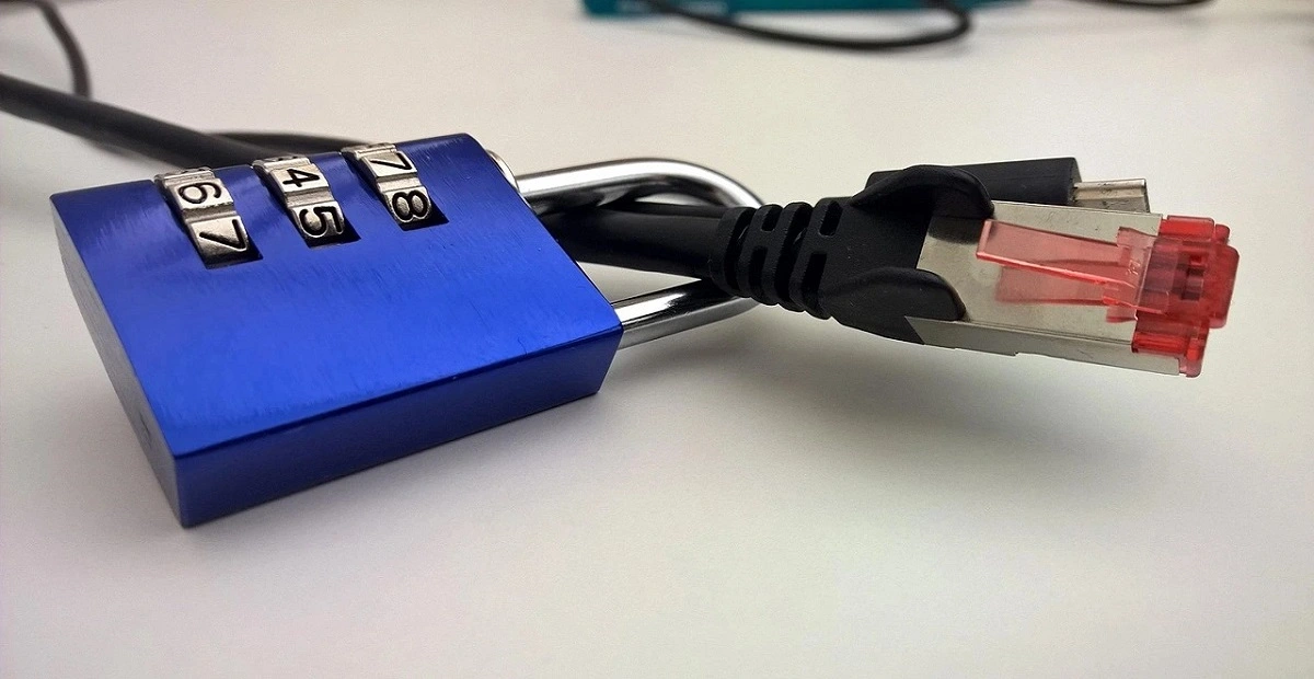 How To Clean A Computer Cable At Home Without Damage