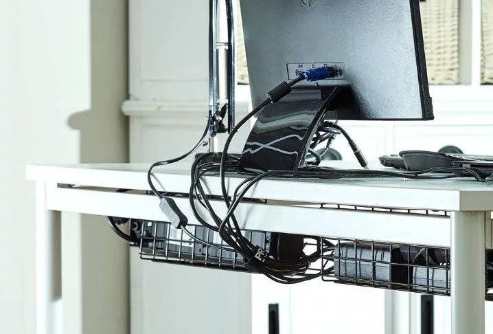 organize external cables windows pc